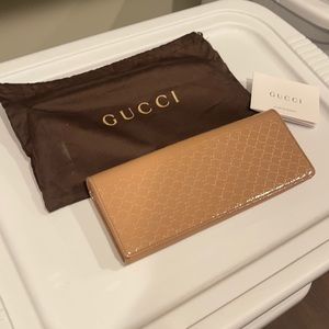 Gucci Paten Leather Nude Clutch